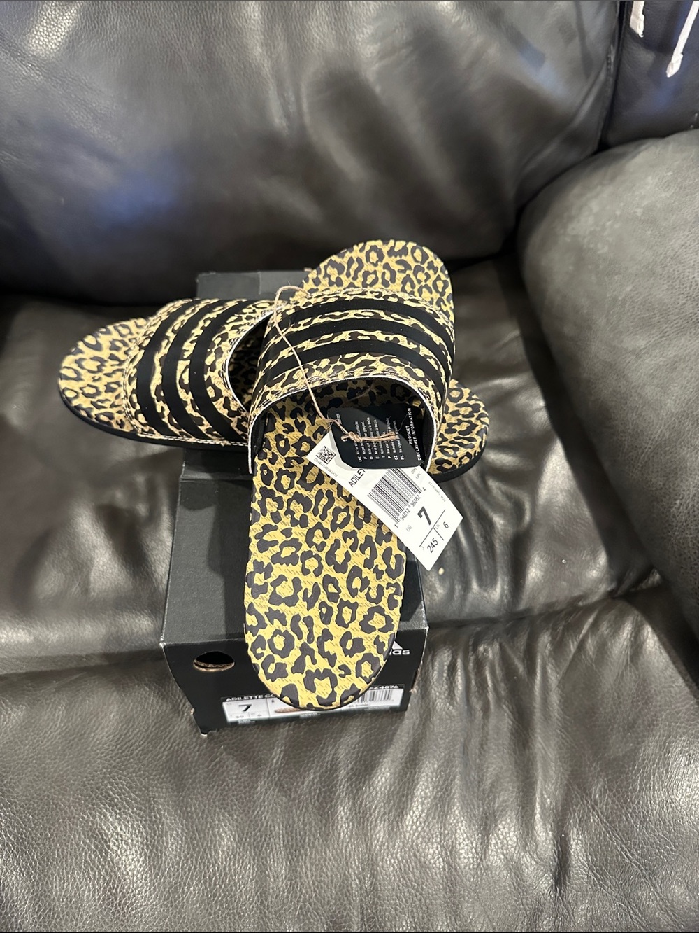 Adidas slides-Adilette Comfort